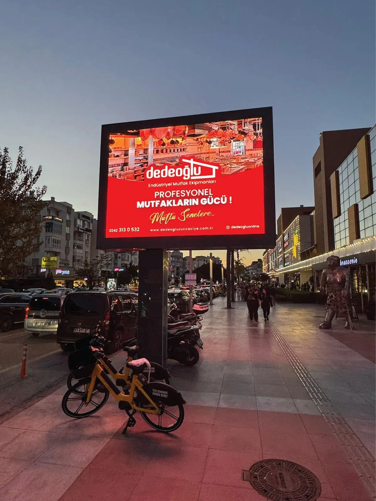 Dijital Megalight Reklamları