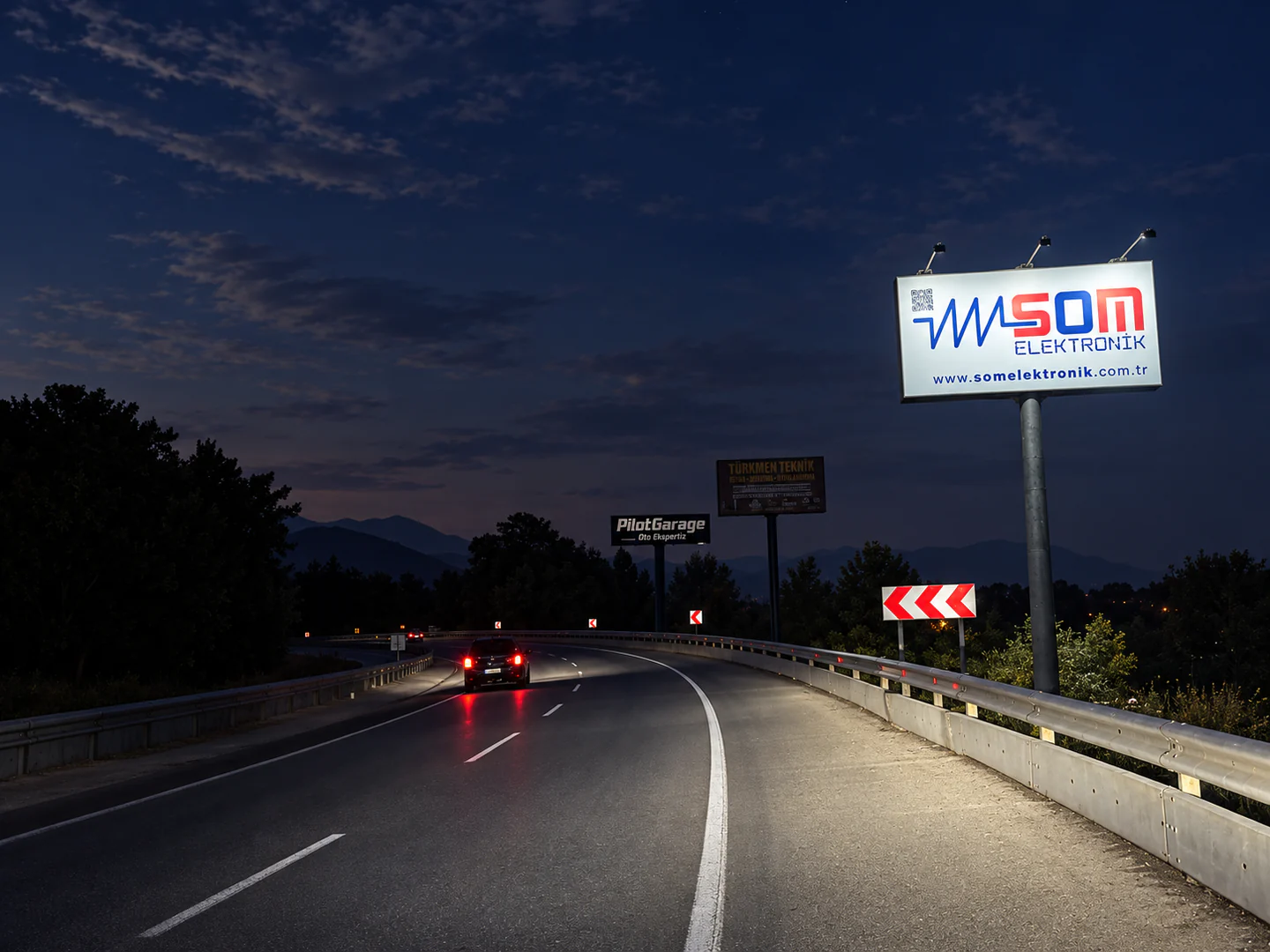 Solar aydınlatmalı yol totemi